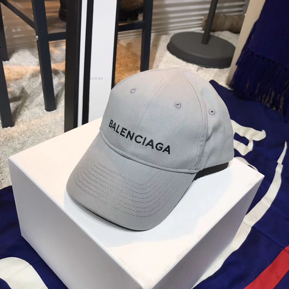 Balenciaga sales cap fake