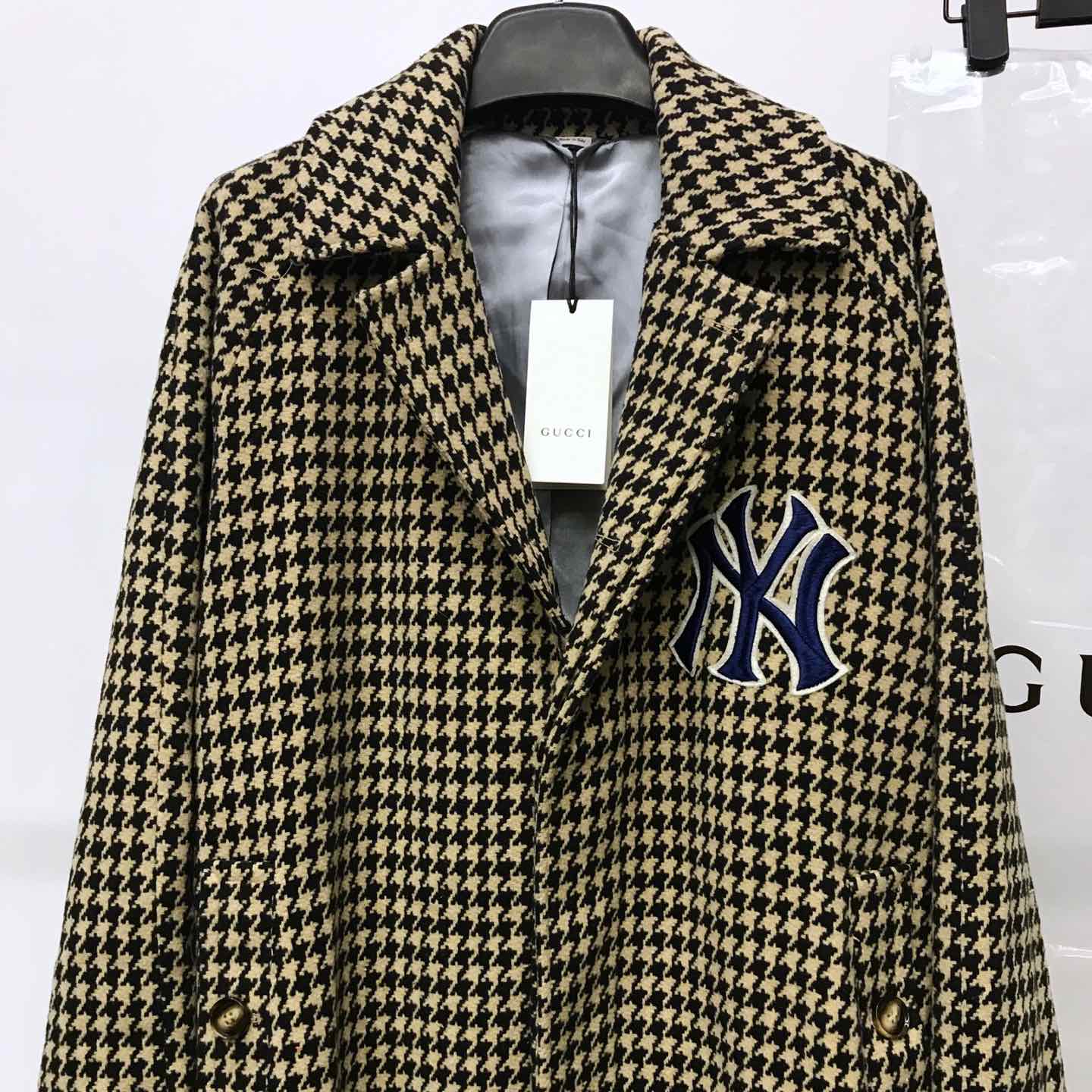 Gucci ny outlet coat